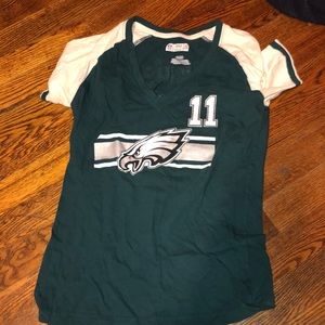 carson wentz green eagles tee